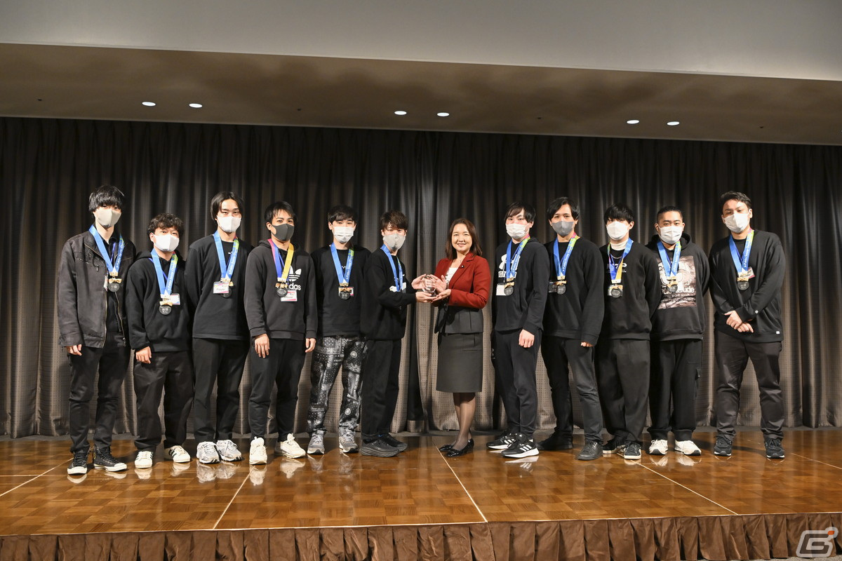復興大臣杯「e復興サッカー選手権」本戦の開催レポートが公開！優勝はオンライン予選1位通過の「PECORANIONS」の画像3