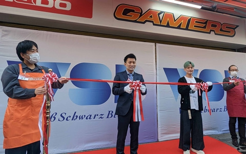 キャラクターカードゲーム「ヴァイスシュヴァルツブラウ」の発売記念セレモニーが開催！伊藤昌弘さんが今後への期待を語ったコメントも