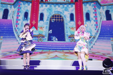 トリコロールが新曲を披露！「プリパラ＆キラッとプリ☆チャン＆ワッチャプリマジ！Winter Live 2022」レポートの画像20
