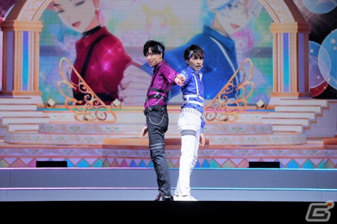 トリコロールが新曲を披露！「プリパラ＆キラッとプリ☆チャン＆ワッチャプリマジ！Winter Live 2022」レポートの画像25