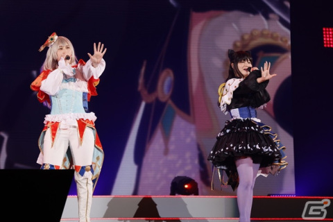トリコロールが新曲を披露！「プリパラ＆キラッとプリ☆チャン＆ワッチャプリマジ！Winter Live 2022」レポートの画像35