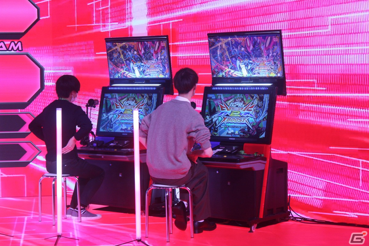 アーケード次回作「機動戦士ガンダム EXVS.2 オーバーブースト」のサプライズ発表も！「EXVS.2XB」全国決勝大会レポートの画像29