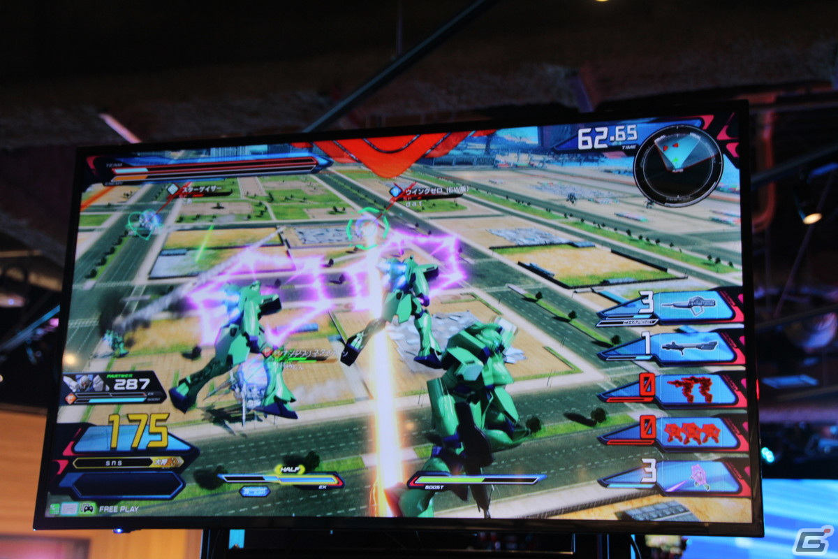 アーケード次回作「機動戦士ガンダム EXVS.2 オーバーブースト」のサプライズ発表も！「EXVS.2XB」全国決勝大会レポートの画像3