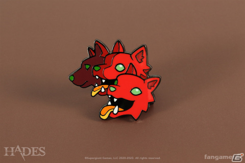 「HADES」とFangamerのコラボアイテム6点が販売開始！ケルベロスデザインのパーカーやスケリーのおしゃべりぬいぐるみなどが登場の画像21