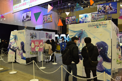 「機動戦士ガンダム EXVS.2 オーバーブースト」が初出展のJAEPO2023をレポート！所狭しとビデオゲーム筐体が設置されたブースもの画像12