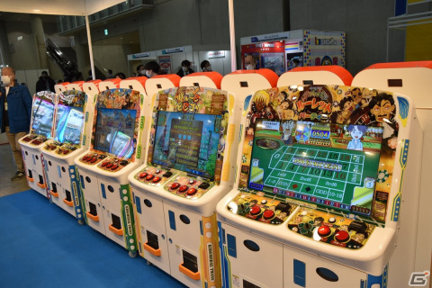 「機動戦士ガンダム EXVS.2 オーバーブースト」が初出展のJAEPO2023をレポート！所狭しとビデオゲーム筐体が設置されたブースもの画像41