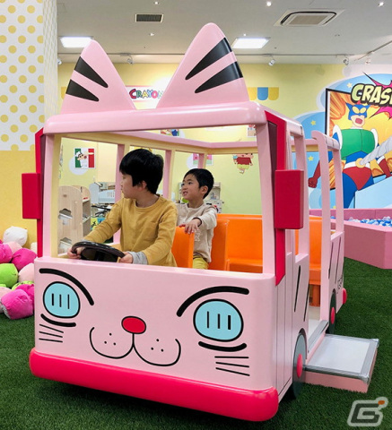 「クレヨンしんちゃん オラの あそべるゆめぱ～く 光の森」が4月20日にオープン！全高3mのくまモンしんちゃんがお出迎えの画像12