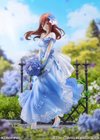 映画「五等分の花嫁」より青を基調にしたドレス姿の中野三玖が1/7スケールフィギュアに！の画像3