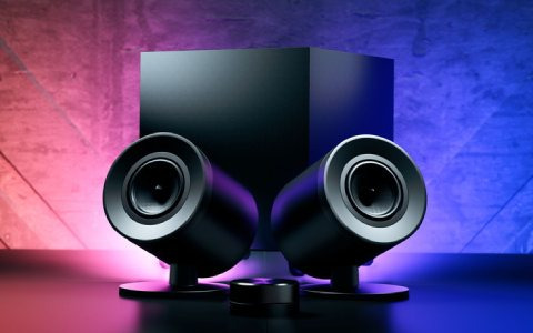 Razer、音と光で空間を彩るゲーミングスピーカー「Razer Nommo V2 Pro」の予約を開始