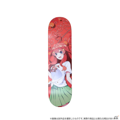 「五等分の花嫁∬」五つ子の美麗イラストをあしらったスケートボードデッキが登場！の画像8