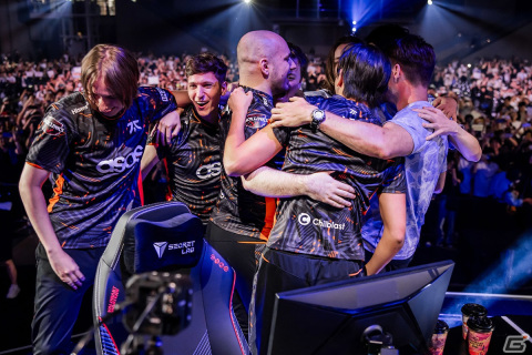 「VALORANT Masters Tokyo」Grand Finalの模様をお届け――「VALORANT」史上初の国際大会2連覇を成し遂げたのはFnatic！の画像27