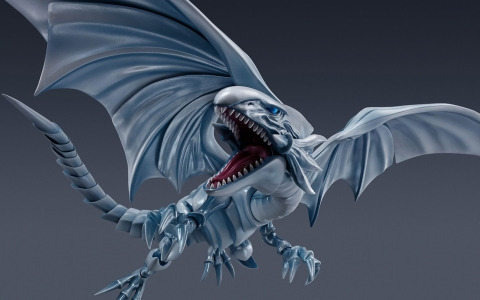アニメ「遊☆戯☆王デュエルモンスターズ」より「青眼の白龍」のアクションフィギュアが登場！8月4日より予約受付が開始