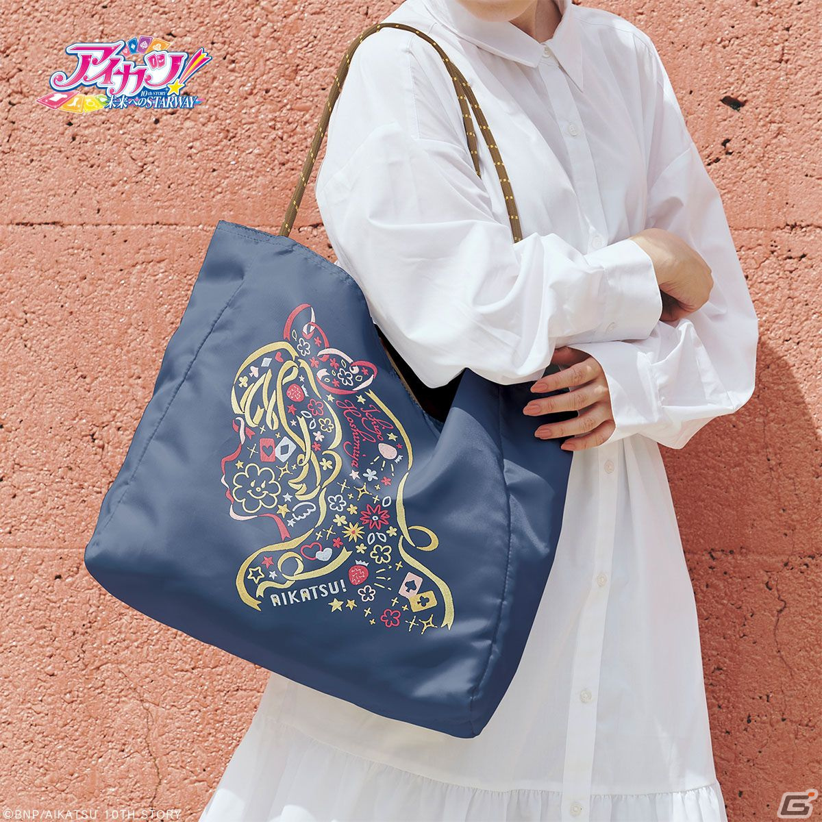 「アイカツ！」より星宮いちごとエンジェリーベアをモノグラムデザインで表現した刺繍バッグが登場！の画像5