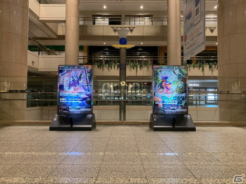 ポケモンカードアートの展覧会「Pokémon Card Art Walk in Yokohama Minatomirai」に花で作られた巨大なリザードンのカードが登場！の画像21