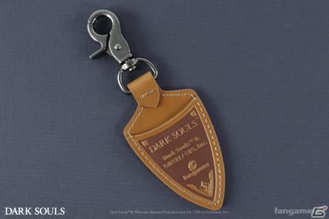 「DARK SOULS」エストの灰瓶 ピンバッジや上級騎士のレザーキーホルダーがFangamer Japanで販売開始！の画像7