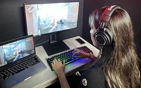 ゲーム特化の個人向けゲーミング防音室「OTODASU-G」が発売！工具不要で組み立てが可能