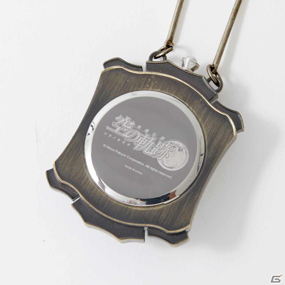 「軌跡」シリーズ×SuperGroupiesコラボに「英雄伝説 空の軌跡」のオーブメントを再現した懐中時計が登場！の画像8