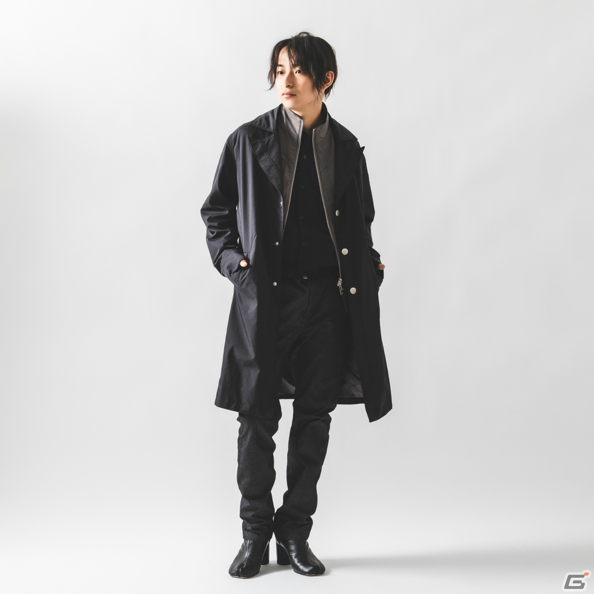 「ペルソナ5 ザ・ロイヤル」×SuperGroupiesのコラボアイテムが登場！ジョーカーの衣装をイメージしたコートなどがラインナップの画像15
