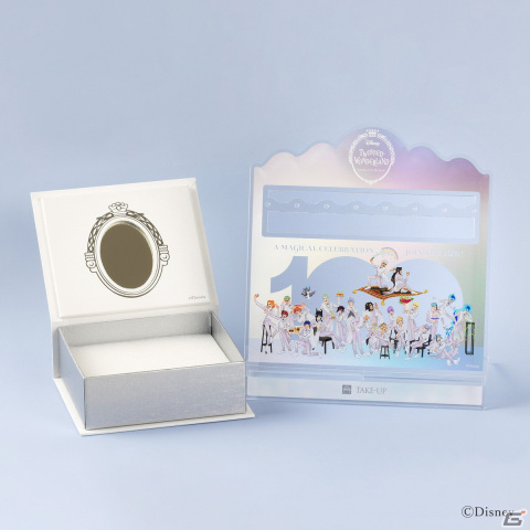 「ツイステ」のシルバーネックレスが9月15日より受注販売！Disney100 プラチナジャケットアートを使用したアクリルジュエリースタンド付きの画像9