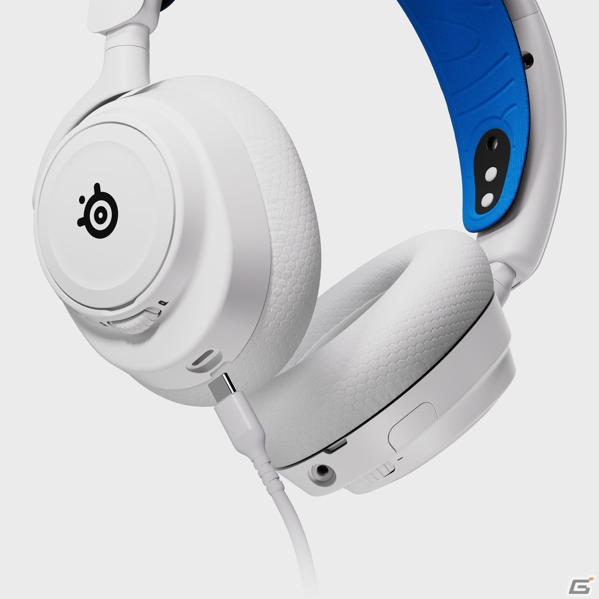 白色ゲーミングヘッドセット「Arctis Nova 7P White」が発表！2.4GhzワイヤレスとBluetoothの同時接続に対応の画像9