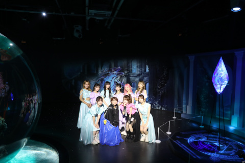 「FFBE」×劇場型アクアリウム「átoa」コラボのオープニングイベントが開催！IBERIs＆さんやモーニング娘。OGの矢口真里さんらが登場の画像2