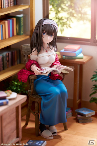 今の私は……小悪魔、でしょうか？「デレマス」より鷺沢文香がオフの姿で立体化！の画像1