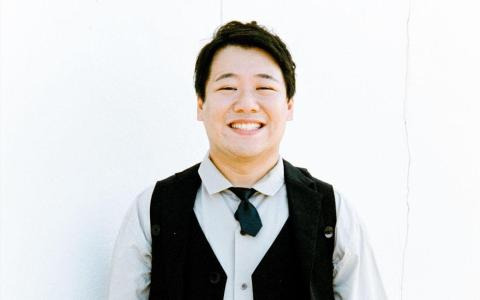 オンラインリアル脱出ゲーム「SEARCH ACCOUNT」に迷惑系配信者「もぐるくん」役としてラランドのニシダさんが出演！