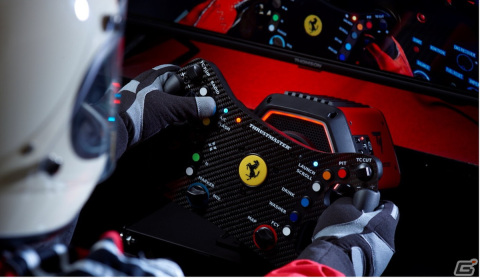 Thrustmaster、フェラーリ公式ライセンス取得のステアリングコントローラー「Ferrari: 488 GT3 Wheel Add-On」を10月26日に発売!の画像2