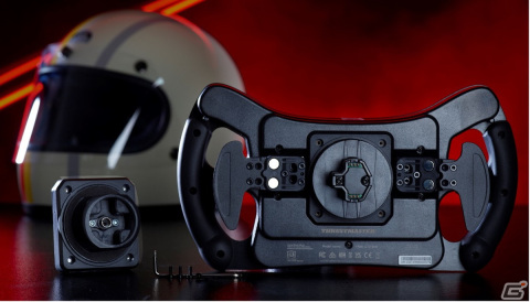 Thrustmaster、フェラーリ公式ライセンス取得のステアリングコントローラー「Ferrari: 488 GT3 Wheel Add-On」を10月26日に発売!の画像5