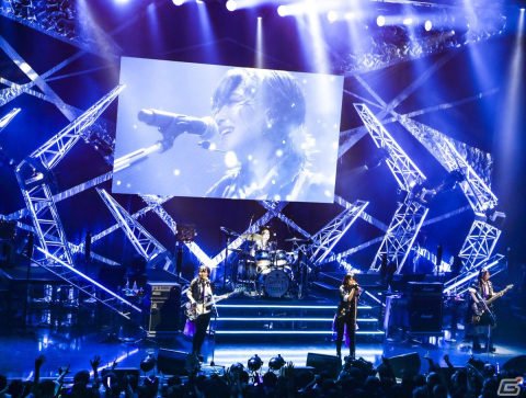 「The QUEEN of PURPLE 2nd Live Tour Live and let “Live”」東京公演レポート：「ナナシス」が誇る4人組ガールズロックバンド“QOP”の現在地の画像23