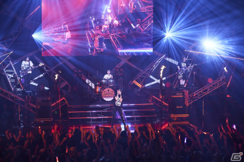 「The QUEEN of PURPLE 2nd Live Tour Live and let “Live”」東京公演レポート：「ナナシス」が誇る4人組ガールズロックバンド“QOP”の現在地の画像45