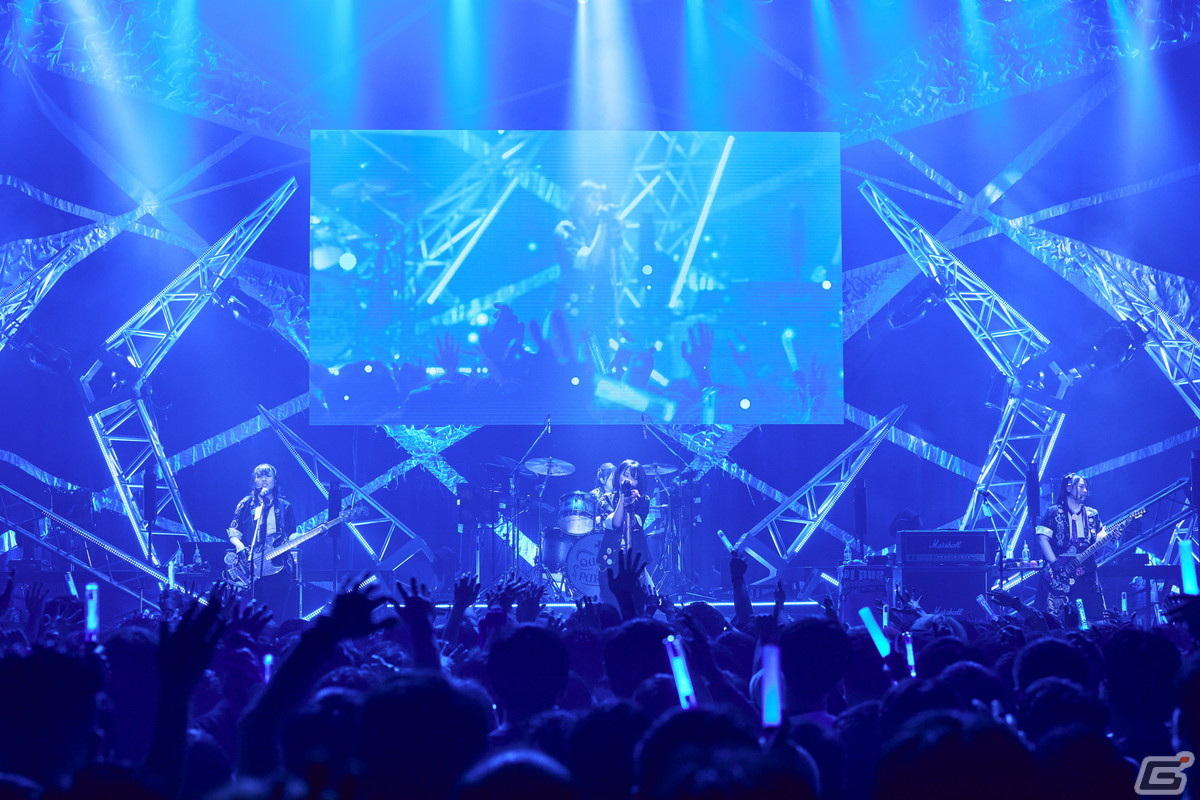 「The QUEEN of PURPLE 2nd Live Tour Live and let “Live”」東京公演レポート：「ナナシス」が誇る4人組ガールズロックバンド“QOP”の現在地の画像16