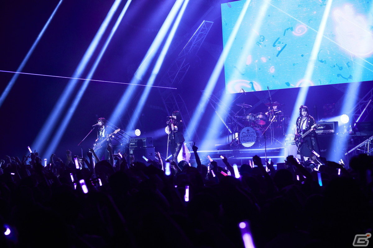 「The QUEEN of PURPLE 2nd Live Tour Live and let “Live”」東京公演レポート：「ナナシス」が誇る4人組ガールズロックバンド“QOP”の現在地の画像25
