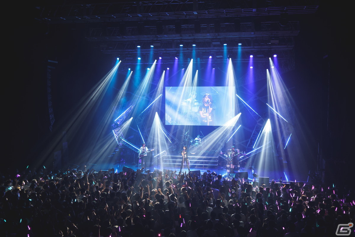 「The QUEEN of PURPLE 2nd Live Tour Live and let “Live”」東京公演レポート：「ナナシス」が誇る4人組ガールズロックバンド“QOP”の現在地の画像53
