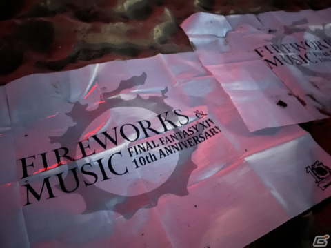 千葉の浜辺で行われた「FFXIV」新生10周年を祝う花火大会をレポート！海に映る花火の美しさはまるでコスタ・デル・ソルにいるような感覚の画像2