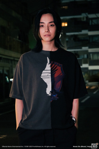 「ARMORED CORE VI FIRES OF RUBICON」独立傭兵C4-621とレイヴンのエンブレムがドッキングしたコラボTシャツが11月17日に発売決定！の画像