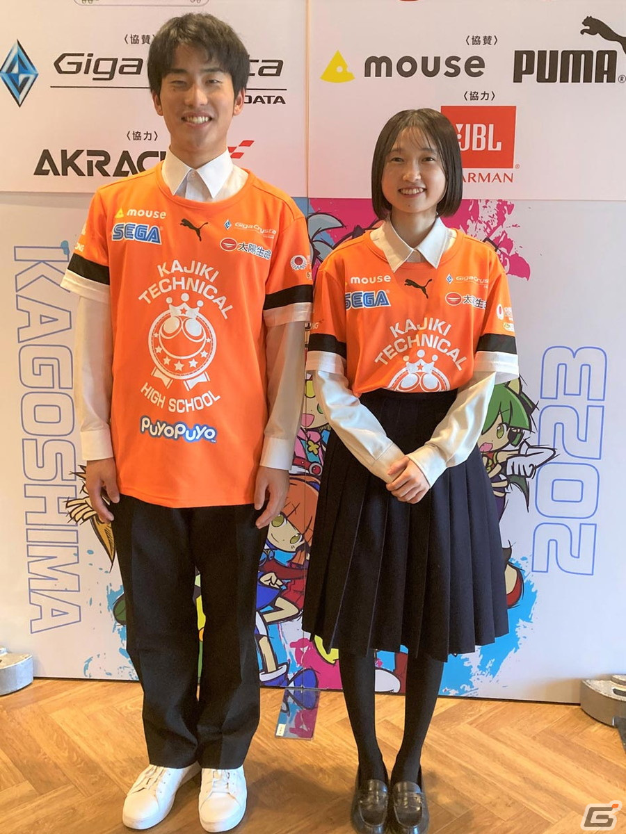 副部長(左)、部長(右)