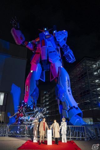 実物大νガンダム立像が「機動戦士ガンダムSEED FREEDOM」モチーフのライトアップに！の画像2