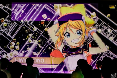 ナナシス ナナシス」初の3Dバーチャルライブ：「NANASUTA MINI LIVE