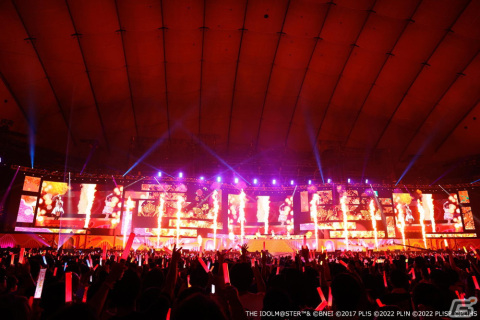 2809日ぶりに東京ドームがあの曲でオレンジに染まる！「異次元フェス アイドルマスター★♥ラブライブ！歌合戦」Day.2レポートの画像35