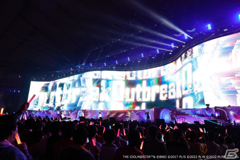 2809日ぶりに東京ドームがあの曲でオレンジに染まる！「異次元フェス アイドルマスター★♥ラブライブ！歌合戦」Day.2レポートの画像46