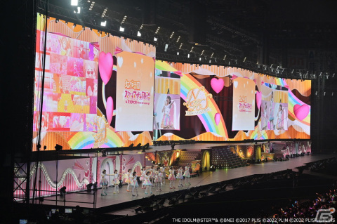 2809日ぶりに東京ドームがあの曲でオレンジに染まる！「異次元フェス アイドルマスター★♥ラブライブ！歌合戦」Day.2レポートの画像8