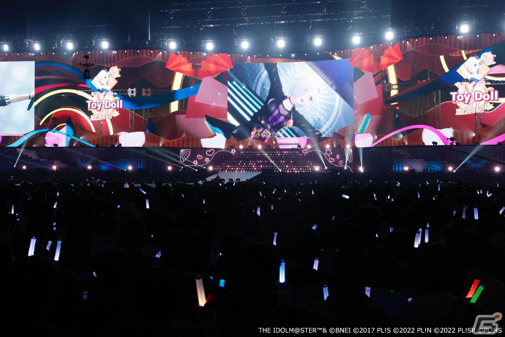 2809日ぶりに東京ドームがあの曲でオレンジに染まる!「異次元フェス アイドルマスター★♥ラブライブ!歌合戦」Day.2レポートの画像