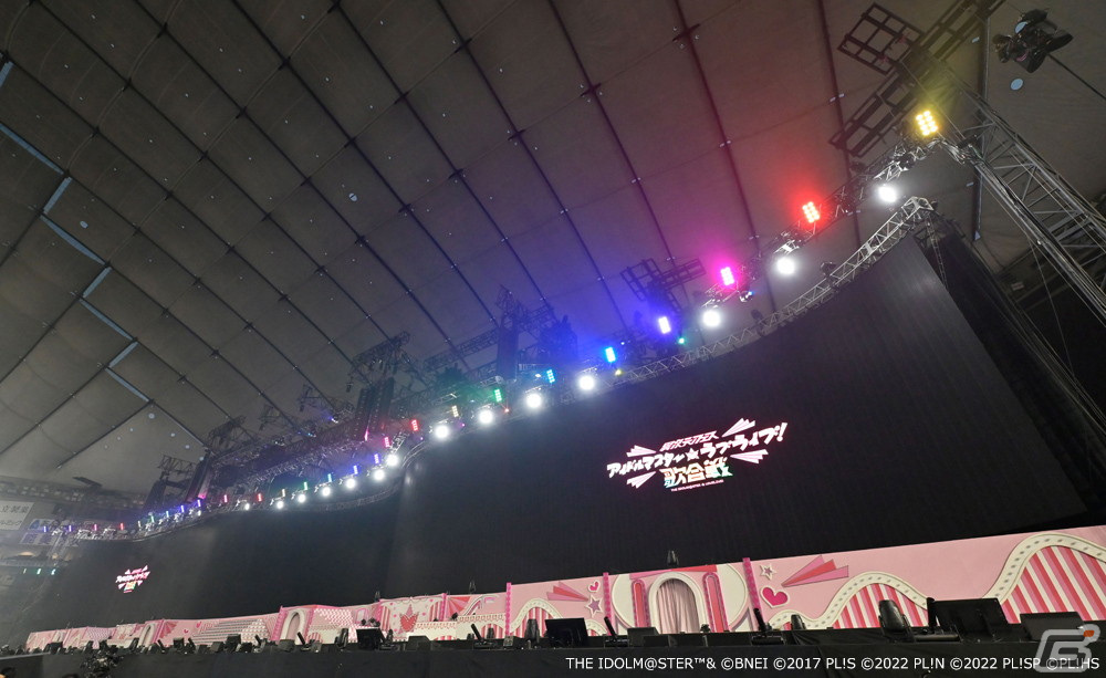 2809日ぶりに東京ドームがあの曲でオレンジに染まる!「異次元フェス アイドルマスター★♥ラブライブ!歌合戦」Day.2レポートの画像