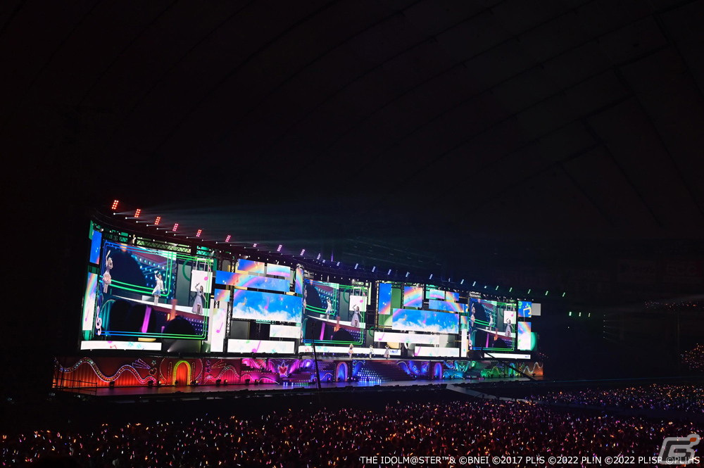 2809日ぶりに東京ドームがあの曲でオレンジに染まる!「異次元フェス アイドルマスター★♥ラブライブ!歌合戦」Day.2レポートの画像