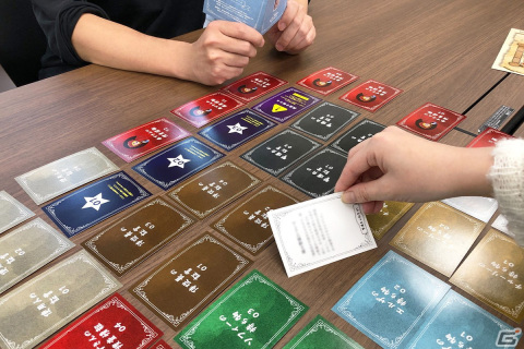 小説発のマーダーミステリーゲーム「赤ずきん、舞踏会で死体と出会う。」が発売！赤ずきんとともに舞踏会の殺人事件を解決しようの画像