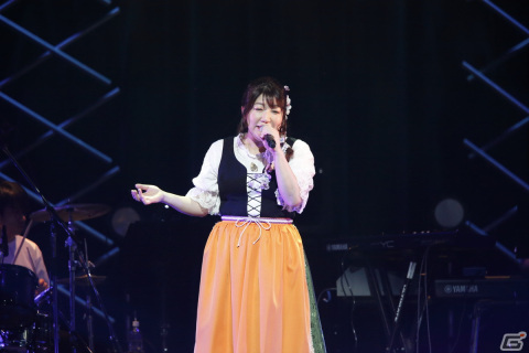 ライザ役・のぐちゆりさんが「あたしだけのなにか」を生歌唱！「ガスト30周年記念 プレミアムライブ」夜の部をレポートの画像13