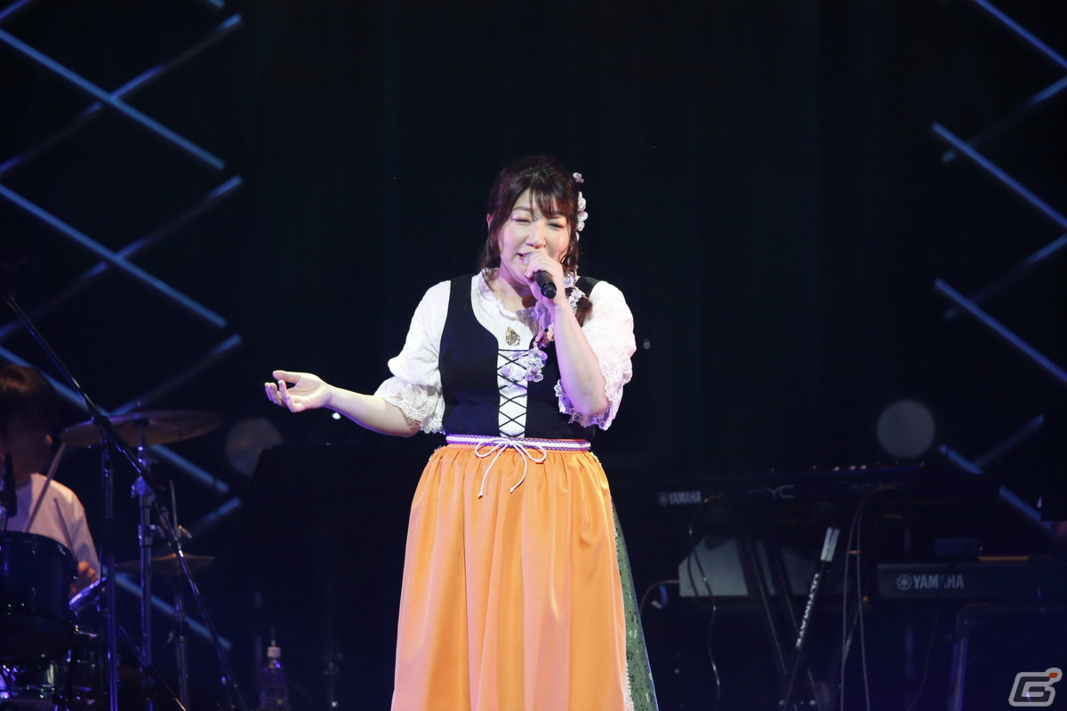 霜月はるかさん