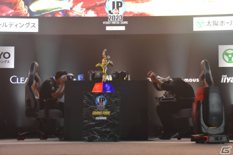 「スト6」公式大会「SFL: Pro-JP 2023」グランドファイナルの観戦時に注目したいポイントをレポート！明日からマネしたいボンちゃんのジャストパリィ術を紹介の画像41