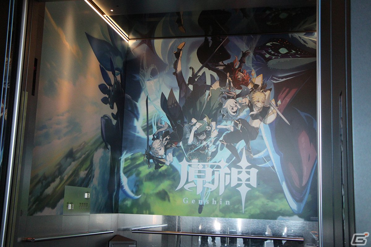 「原神」と東京スカイツリーがコラボした「青空の大冒険~雷霊に導かれて~」をレポート!全キャラが並んだ天望回廊は圧巻の画像